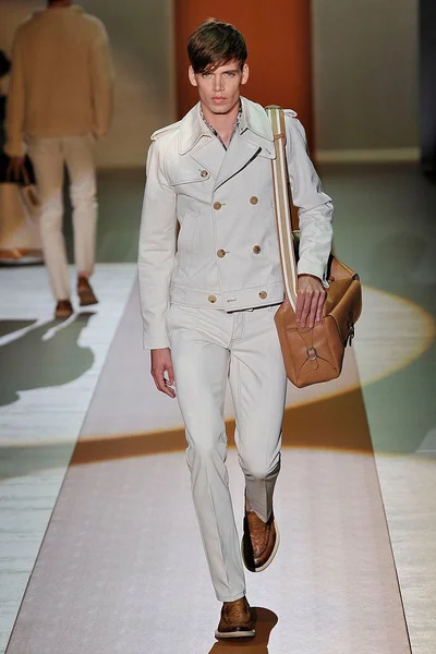 Look 36